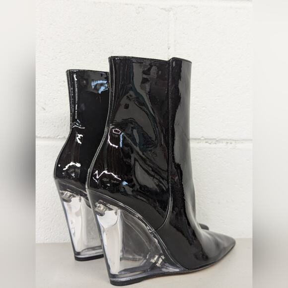 new 5.5 Stuart Weitzman Lucite 105mm Ankle Boots - Black pointed toe clear heel - Picture 4 of 12